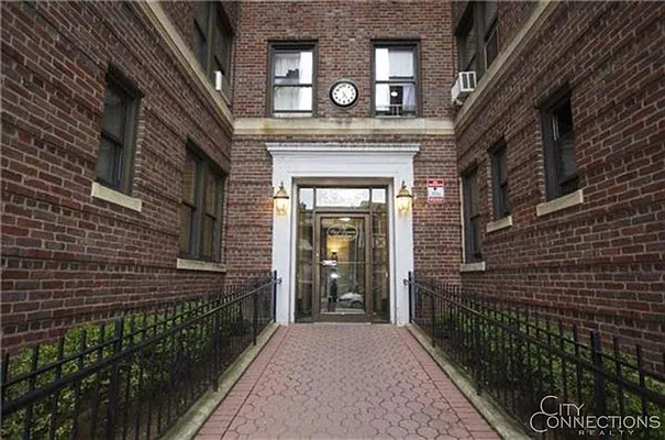 Sold by City Connections Realty | media 24