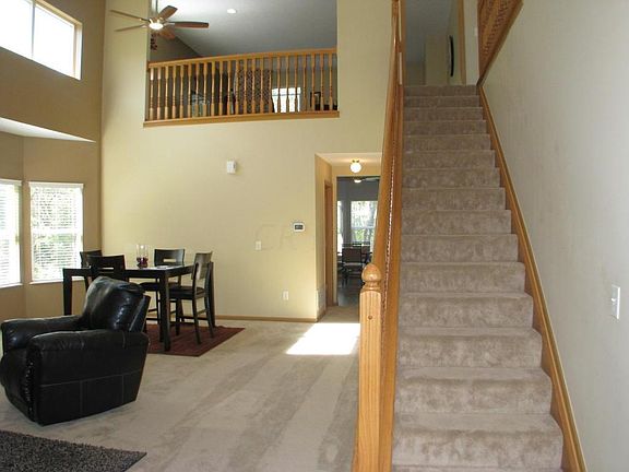 3rd image of 6117 Crossmont Ct