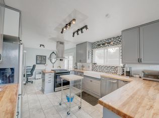 236 El Cerro Loop, Los Lunas, NM 87031