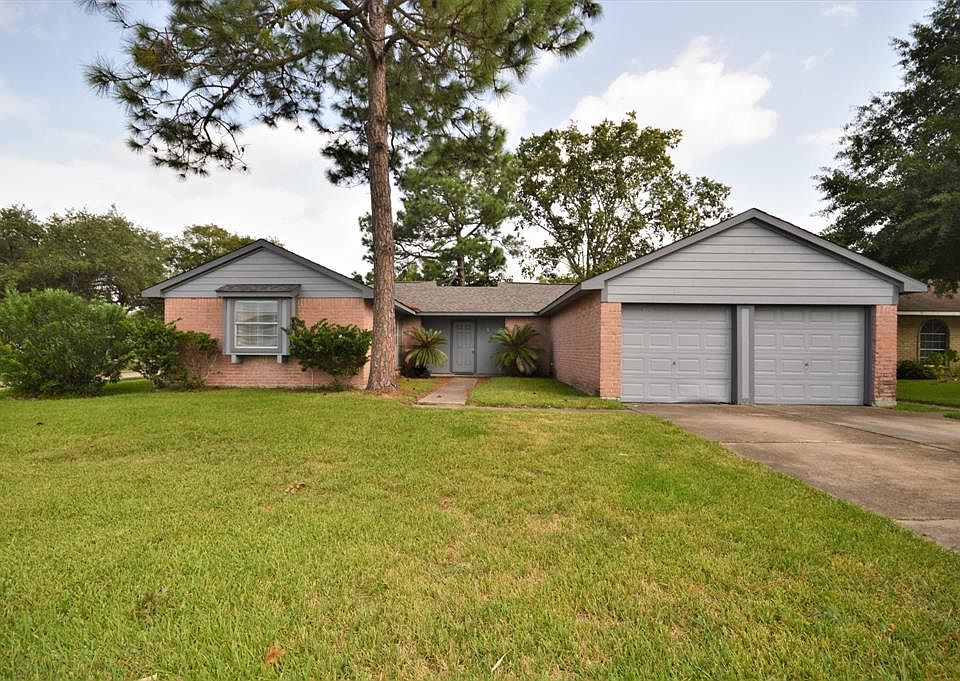1st image of 17603 Heritage Bay Dr