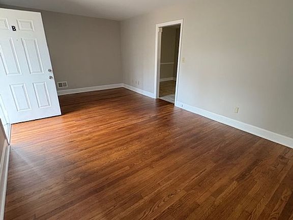 2nd image of 403 Smith Ave #B