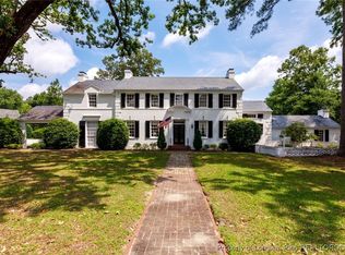 1428 Raeford Rd, Fayetteville, NC 28305