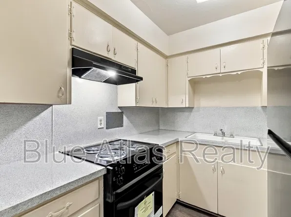 411 E Polk St APT 8, Richardson, TX 75081