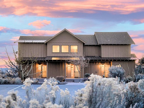 3rd image of 16824 SW Brasada Ranch Rd Cabin 32