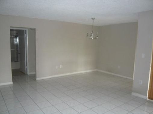 5th image of 9030 SW 125th Ave #E310