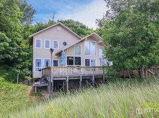 9489 S Valley Rd, Montague, MI 49437