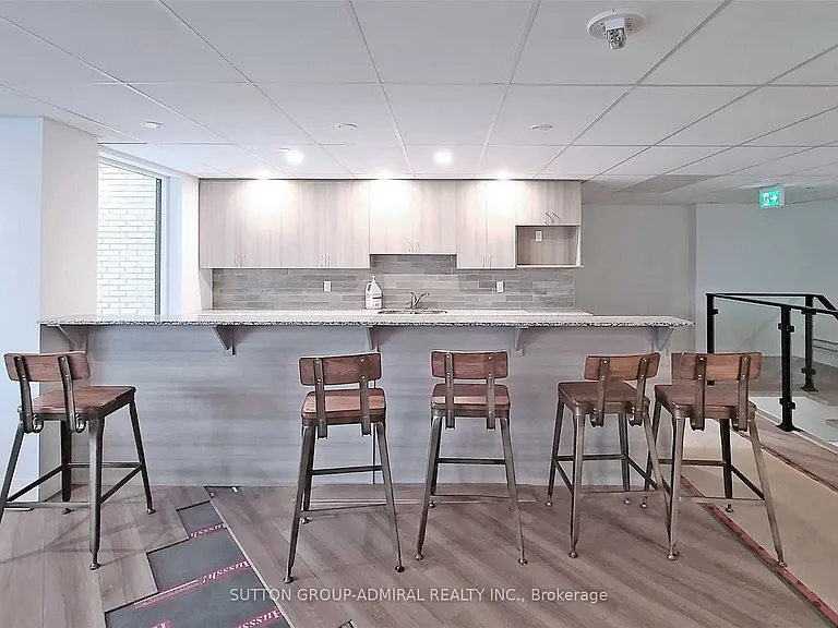 1 Falaise Rd #105 — Photo 24