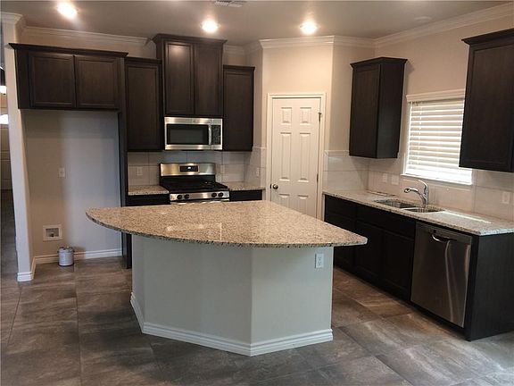 4th image of 7216 Vanessa Dr