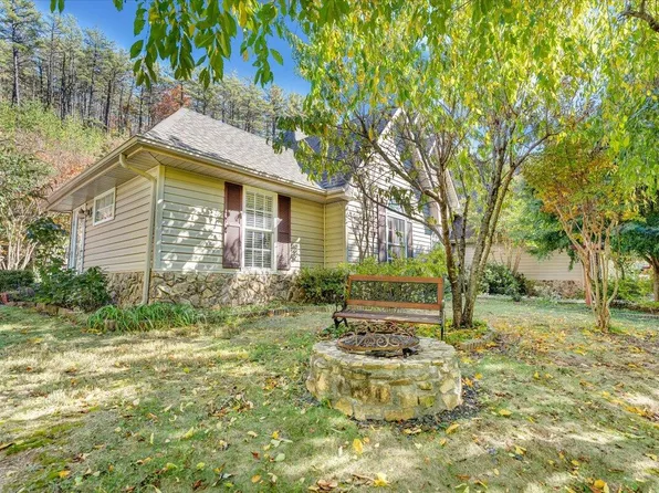 3085 Creekside Dr, Salem, VA 24153