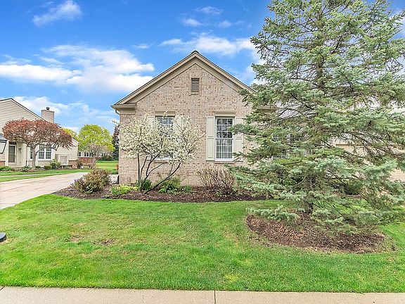 3rd image of 16350 Forest Lake Dr #141