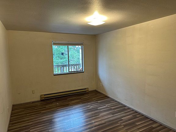 3rd image of 427 N 21st St #4