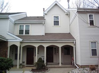 154 Tulip Ln, Freehold, NJ 07728