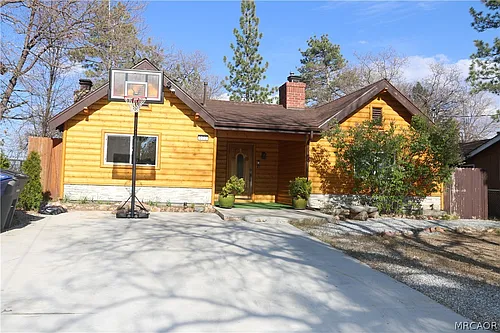 623 Temple Ln Photo 1