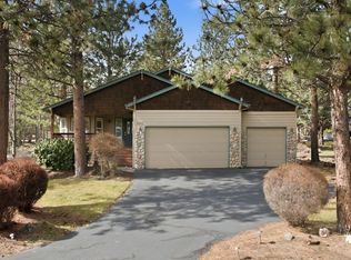 2903 NW Fairway Heights Dr, Bend, OR