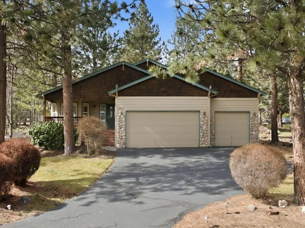 2903 NW Fairway Heights Dr, Bend, OR 97703