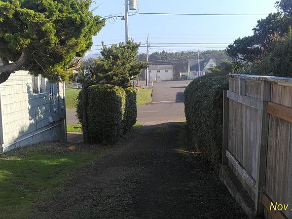 5th image of 339 SW Ebb Ave #1.2.3