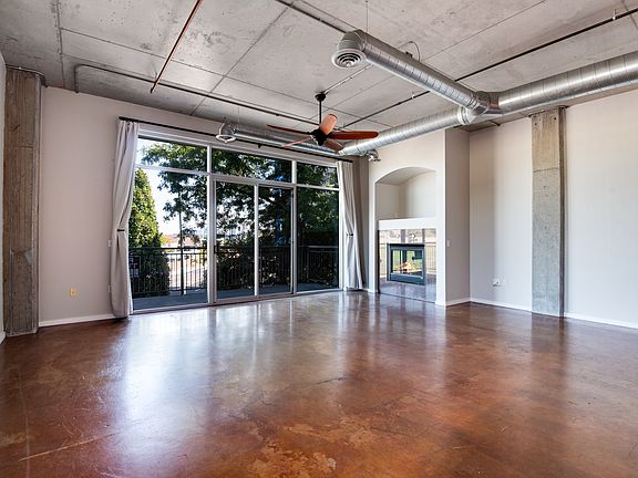 4th image of 2899 N Speer Blvd Unit 201
