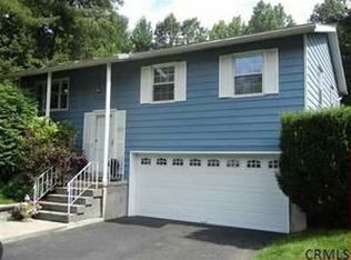 42 Coachman Dr, Ballston Spa, NY 12020