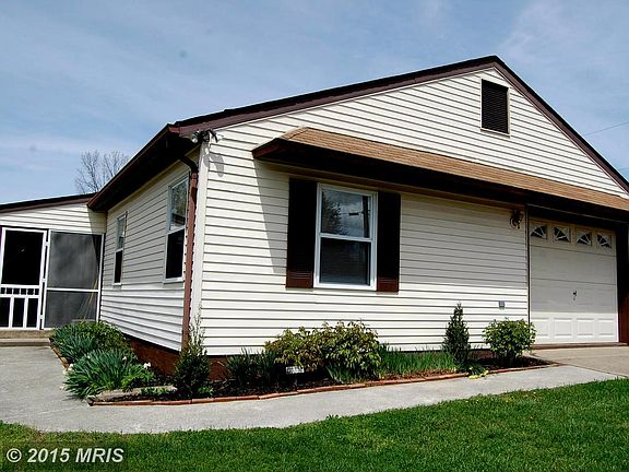4th image of 250 Marcum Ln
