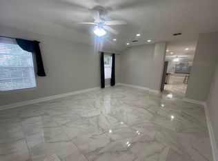 11027 Oakcrest Dr, Diberville, MS 39540
