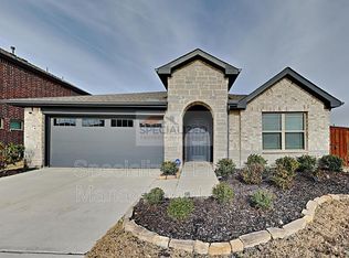3100 Blacksmith Ln, Heartland, TX 75126