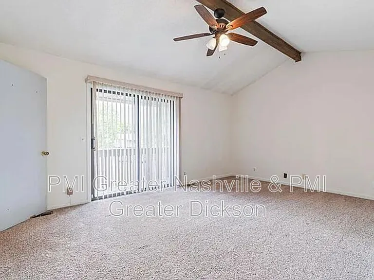 717 Barlin Ct — Photo 16