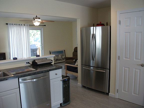 4th image of 105 Tiller Dr