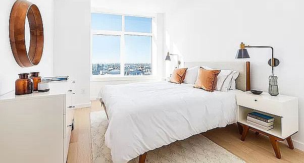 1st image of 582 Parkside Ave #15T