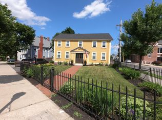 65 Harnden St APT 3, Reading, MA 01867