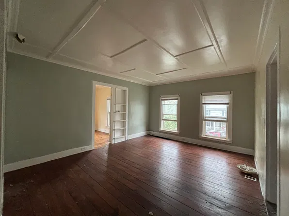 20 Howard St #2, Auburn, NY 13021