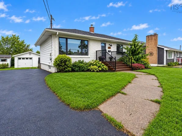 57 Topshee Dr, Sydney, NS B1S 2L1