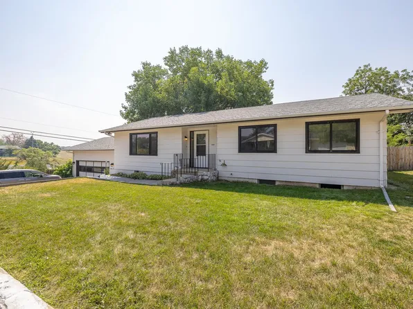 1503 Morningside Dr, Rapid City, SD 57701