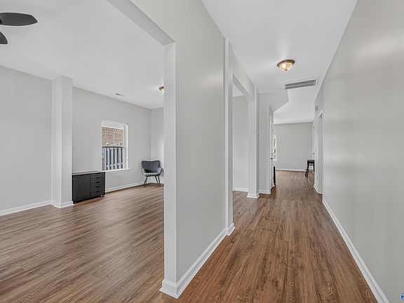 2nd image of 324 Acorn Grove Ln SW