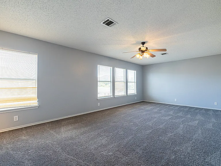 1240 Dexford Dr — Photo 19