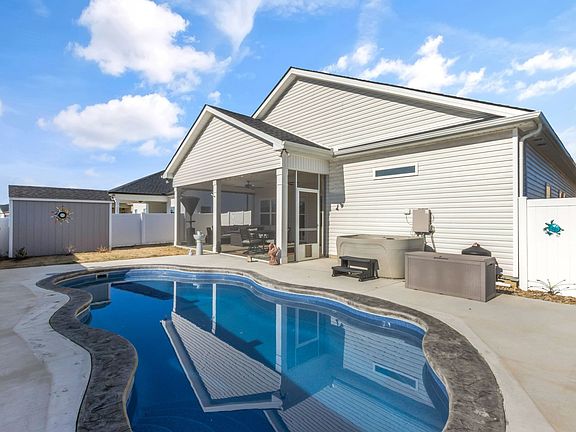 2nd image of 369 Ruby Cate Way