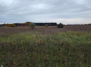 2380 Stapleton Rd, Wales, MI 48027