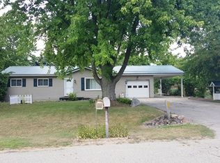 5186 Park Dr, Fairgrove, MI