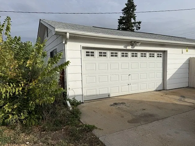 4 bed, 1663 sqft, $2,995 — Photo 3