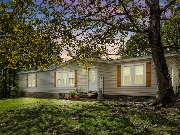 2108 Lance Ct, Centerville, TN 37033