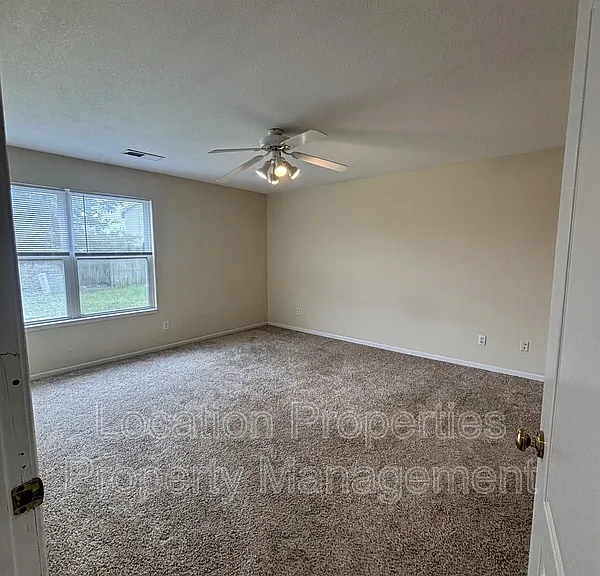 951 E Wildcat Run St #1 — Photo 6