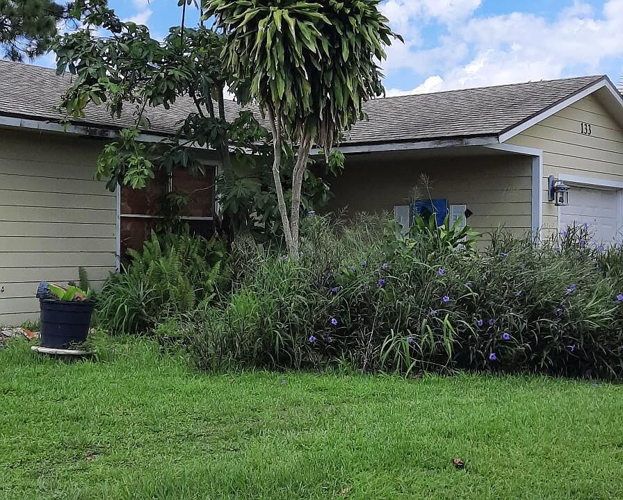 1st image of 133 SW Fairway Ave