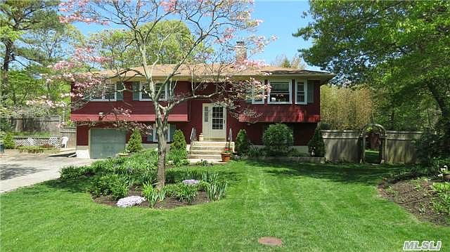 1st image of 28 Arbor Ln