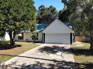 135 W Old Mill Way, Crestview, FL 32539