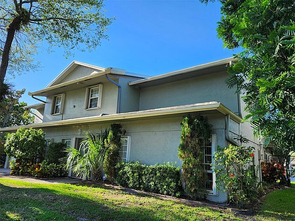 2nd image of 10215 SW 53rd Street