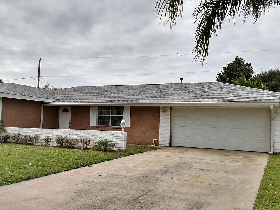1st image of 608 Sacre Coeur Dr
