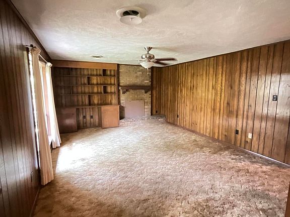 4th image of 133 Waywood Dr