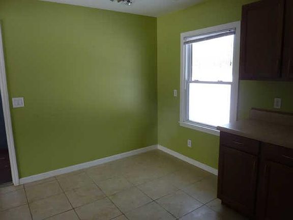 3rd image of 1148 Bellshire Dr