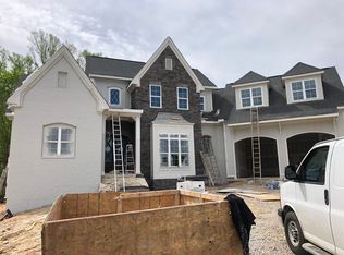 6900 Ray Family Farm Ct, Raleigh, NC 27613