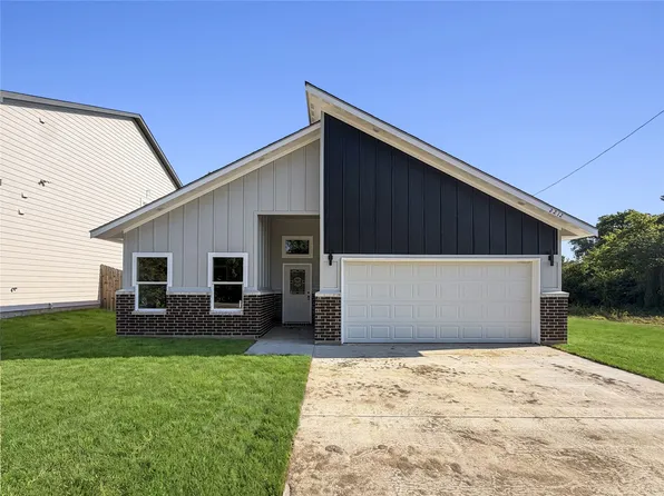 2212 Polk St, Greenville, TX 75401