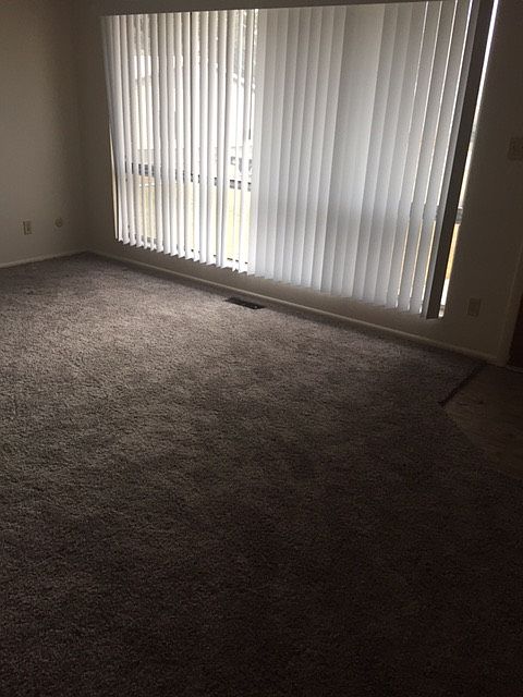 2nd image of 320 Ashland Dr #11